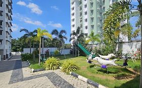 Lausdeo2 Self Checkin 2Bhk Corner Flat Top Floor